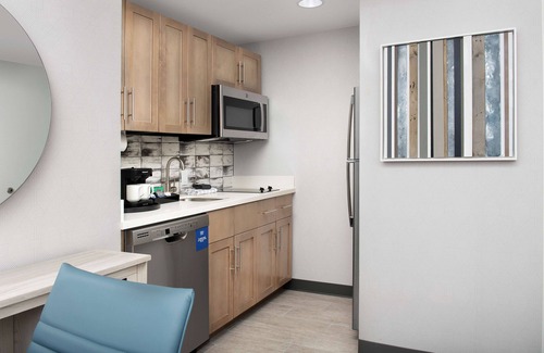 Fort Walton Beach - Destin Hotel | Homewood Suites by Hilton Destin