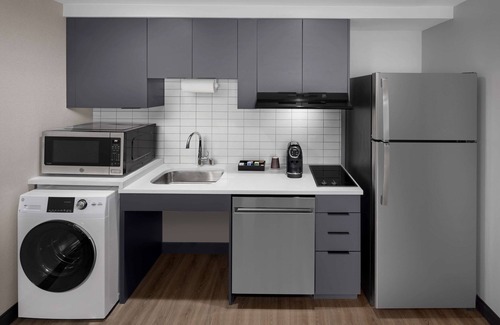 South Arlington Hotel | Homewood Suites By Hilton Grand Prairie At Epiccentral