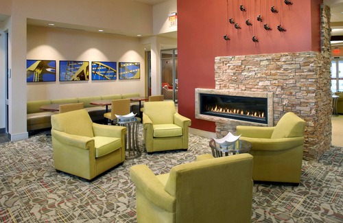 Coraopolis Hotel | Homewood Suites Pittsburgh Airport