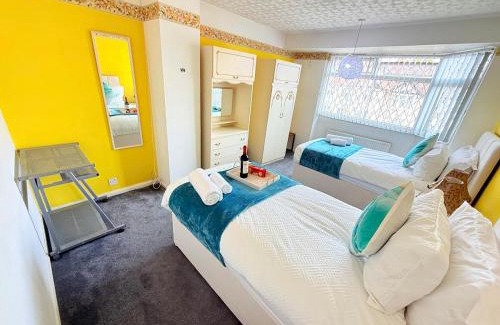 Coventry Apartment | Homey 4 bedroom house for families or large groups