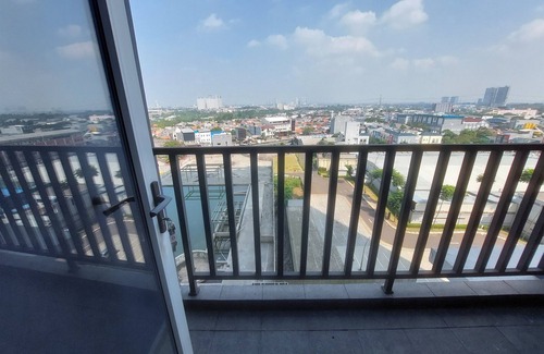 Tangerang Apartment | Homey and Comfy Studio Loft at Kingland Avenue Apartment