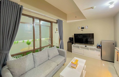 Duren Sawit Apartment | Homey and Nice 1BR at LRT City Jatibening Apartment