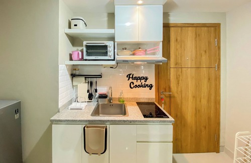 Duren Sawit Apartment | Homey and Nice 1BR at LRT City Jatibening Apartment
