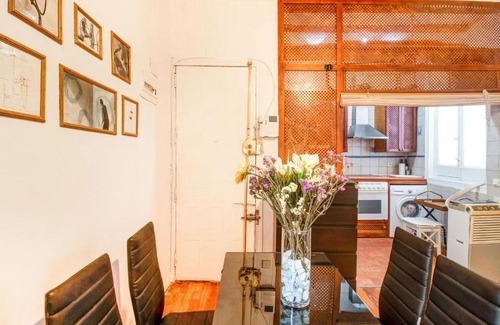 Barrio de La Latina Apartment | Homey Apartment in Madrid near Garden of the Vistillas