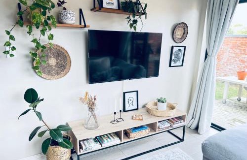 Port Elizabeth Apartment | Homey Apartment near Walmer