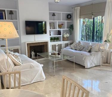 Guadalmina House | Homey Home Guadalvillas 91