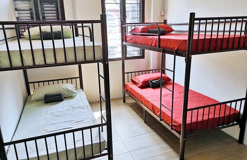 Taman Jubilee Hostel | Homey Hostel