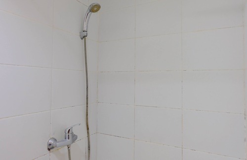 Hegarmanah Apartment | Homey Studio Room At 6Th Floor Beverly Dago Apartment