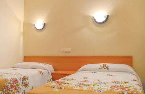 Raxo Apartment | Homey vacation apartment in the upper part of the fishing village Raxó.