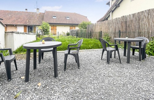 Viry Apartment | HOMEY ZEN - Cute Studio/Near Vitam Parc