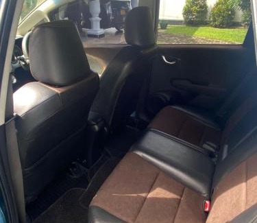 Seeduwa - Katunayake Boat Rental | Honda Shuttle