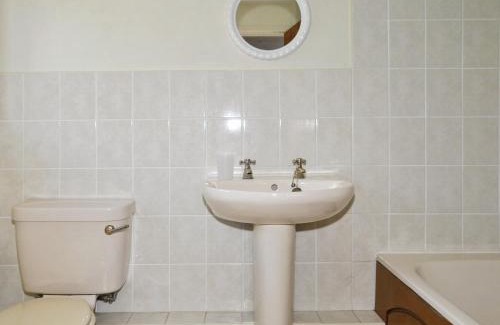 Winscombe House | Honey Acre Cottage - E2379