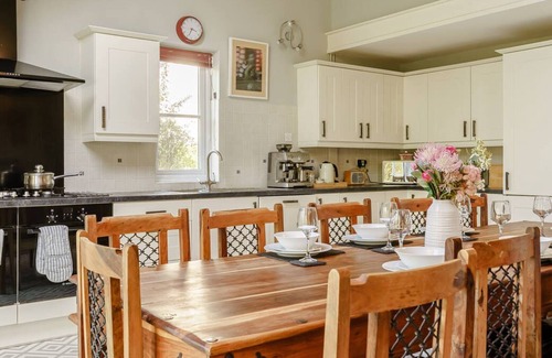 Llanfyrnach House | Honey Coach House - Wellstone
