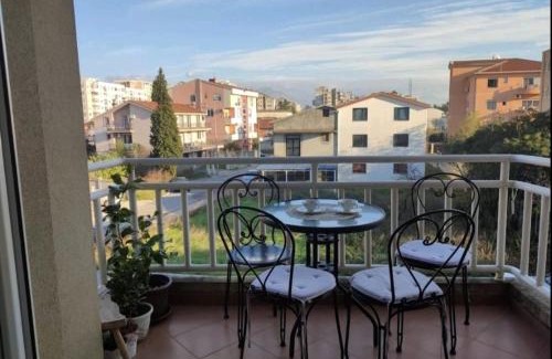 Podgorica Apartment | Honey Home