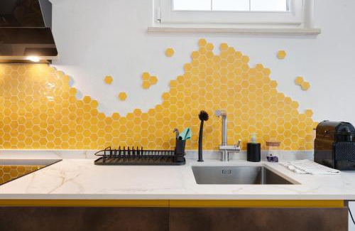 Laives Apartment | Honey Home With Parking