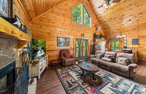 Sevierville House | Honey Pine Lodge