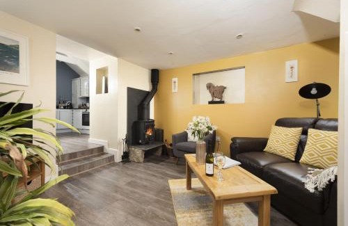 Liskeard House | Honey Pot