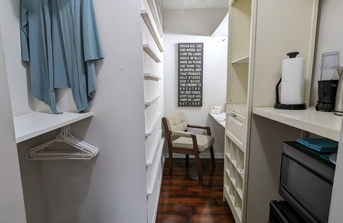 Port Saint Lucie Apartment | Honey - Room Cozy & Private Parking & Wi-Fi Free