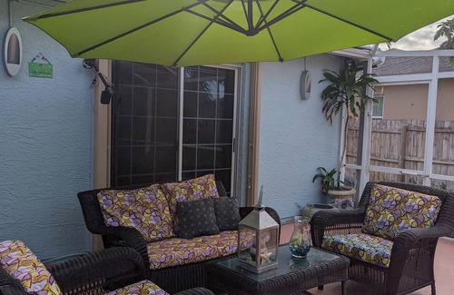 Port Saint Lucie Apartment | Honey - Room Cozy & Private Parking & Wi-Fi Free