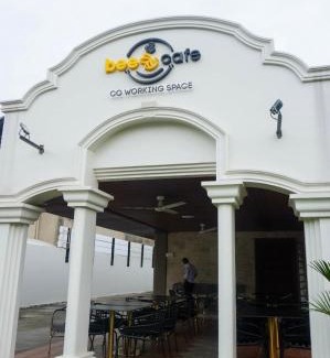 Mabolo Apartment | Honey Suite Room 1 inside Bee Cafe Cebu