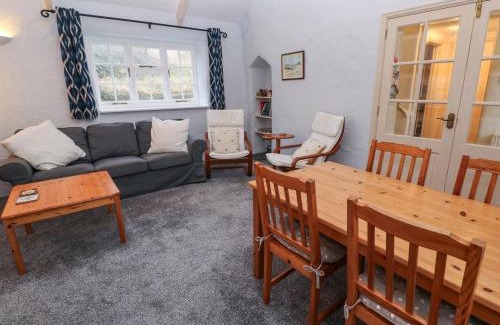 Newquay House | Honeycrock