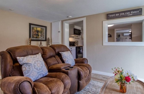 Wears Valley Cottage | Honeymoon home | Hot tub | Spectacular view | Fplc