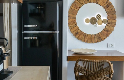 Tripiti Apartment | Honeymoon Klima Suite