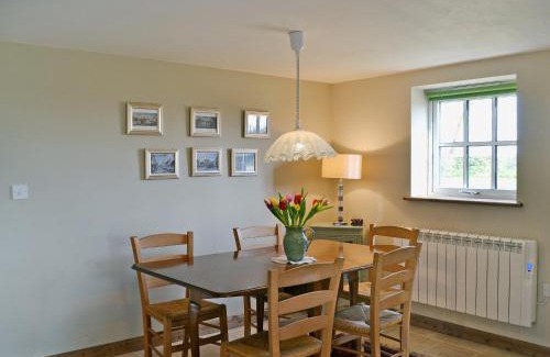 Harleston House | Honeypot Cottage