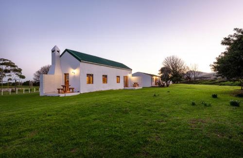 Kleinmond Cabin | Honeyrock Cottages