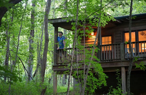 Logan Cottage | Honeysuckle Cottage at The Inn & Spa at Cedar Falls
