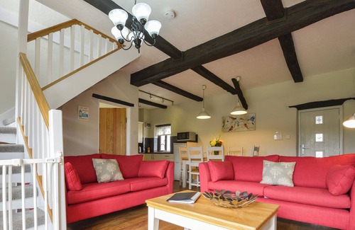 Beaworthy Cottage | HONEYSUCKLE COTTAGE, pet friendly, with a garden in Halwill Junction