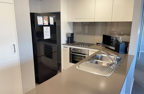 Newcastle Apartment | Honeysuckle Executive Apartments