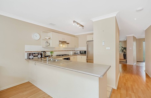 Maryville House | Honeysuckle Townhouse