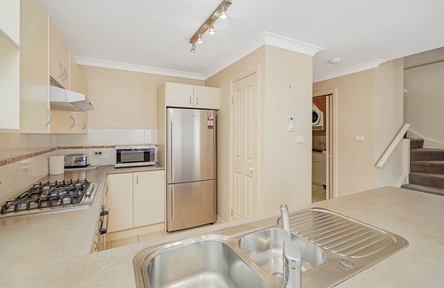 Wickham House | Honeysuckle Townhouses Seafarers