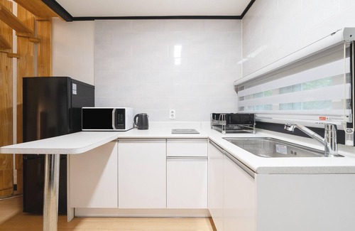 Seo Hotel | Hongcheon D-day Pension&camping
