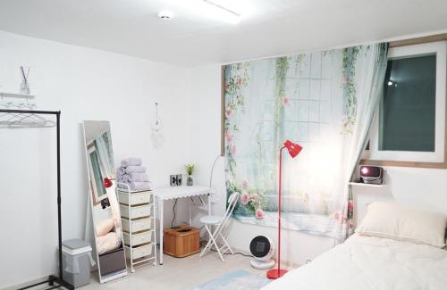 Sinchon-dong Apartment | Hongdae 10min, BEST location