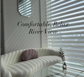 Hapjeong-dong Apartment | Hongdae, Hapjeong Station 1 minute, Luxury hotel style, Panorama Han River View 5 people, 2Room, 3Q bed