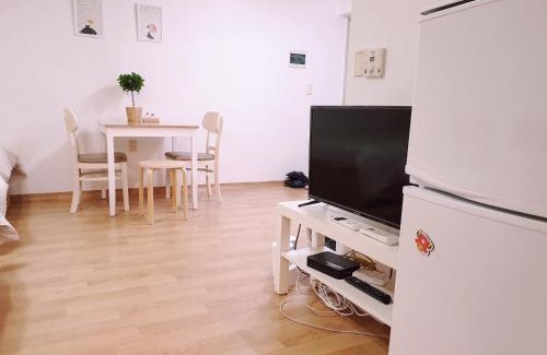Sinchon-dong Apartment | Hongdae Lovely Studio