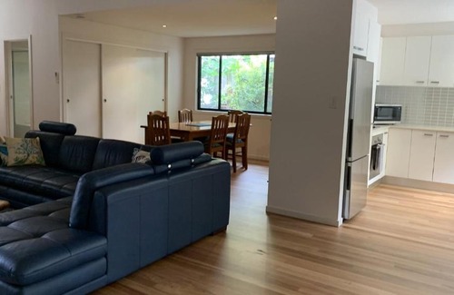 Brunswick Heads House | Hook Wine Sinker