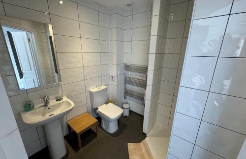 Hookwood Cabin | Hookwood Lodge London Gatwick