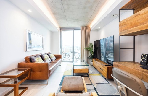 Docklands Apartment | Hoola Cove Executive One Bed Apartment