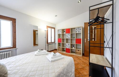 San Zeno Apartment | Hoomee San Zeno