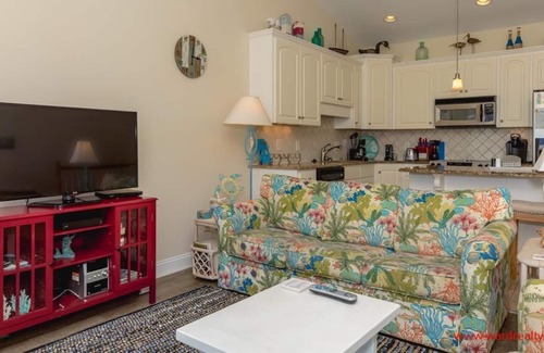 Surf City House | Hoos at the Beach - Nicely decorated 4 BR Sea Star Village Townhouse; Ocean