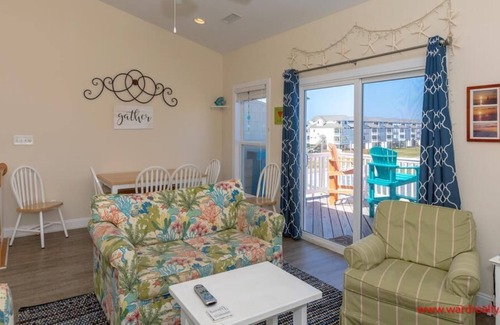 Surf City House | Hoos at the Beach - Nicely decorated 4 BR Sea Star Village Townhouse; Ocean