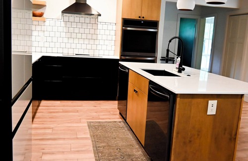 Bloomington House | Hoosier Acres House! Privacy meets Convenience!