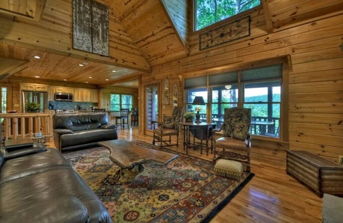 Morganton Cabin | Hoot Owl | Book 2 nights, stay 3 nights!