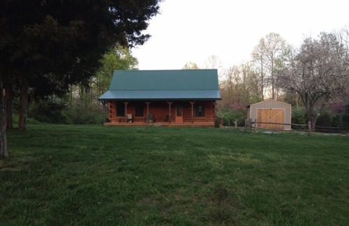 Helmsburg Cabin | Hoot Owl Cabin - Your home away from home!