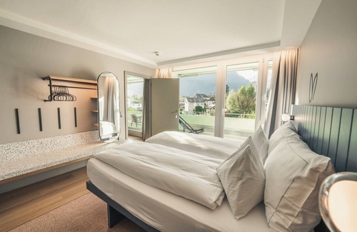 Unterseen Hotel | HOP Apartments & Suites
