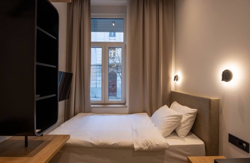 Kosancicev Venac Hotel | Hop Inn Rooms & Suites Belgrade