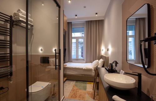 Kosancicev Venac Hotel | Hop Inn Rooms & Suites Belgrade